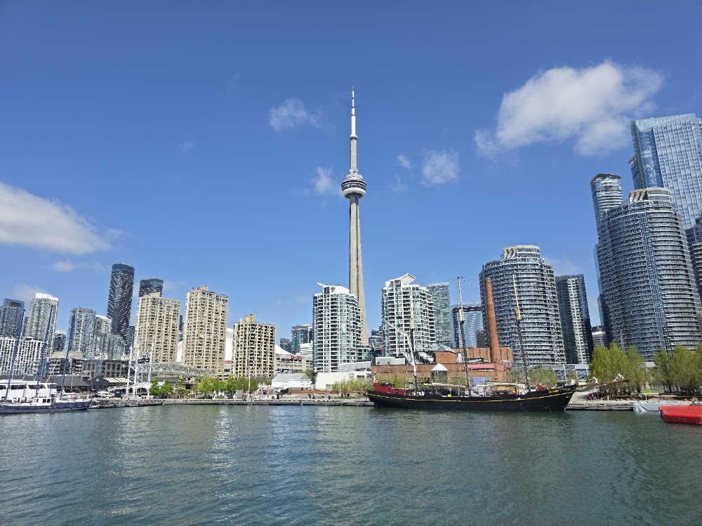 Toronto Canada Quay Service Canada Centre