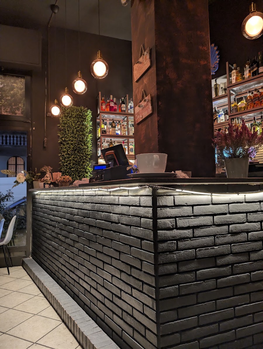 Rawana Bar & Restaurant